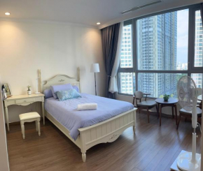 Private Master-room in Vinhome, near Downtown